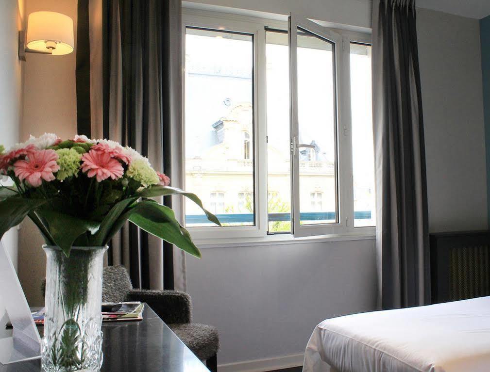 Hotel-Restaurant Le Victoria Rennes Kültér fotó